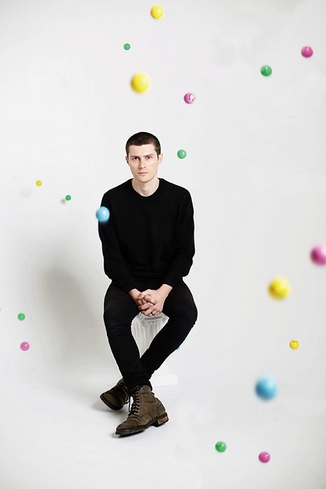 RAC『Ego』 ポップソングの普遍性に焦点を当てた、グラミー受賞リミキサーのダンサブルなニュー・アルバム