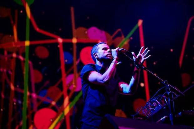 M83が新作『Junk』で取り戻そうとした〈欠陥〉とは? 世界屈指のロマンティストが語る、失われていく音楽文化への想い