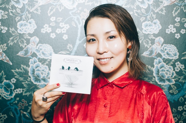 世武裕子、チリー・ゴンザレスを大いに語る。『Solo Piano III』に聴く〈人生と音楽が切り離せない〉音楽家の姿