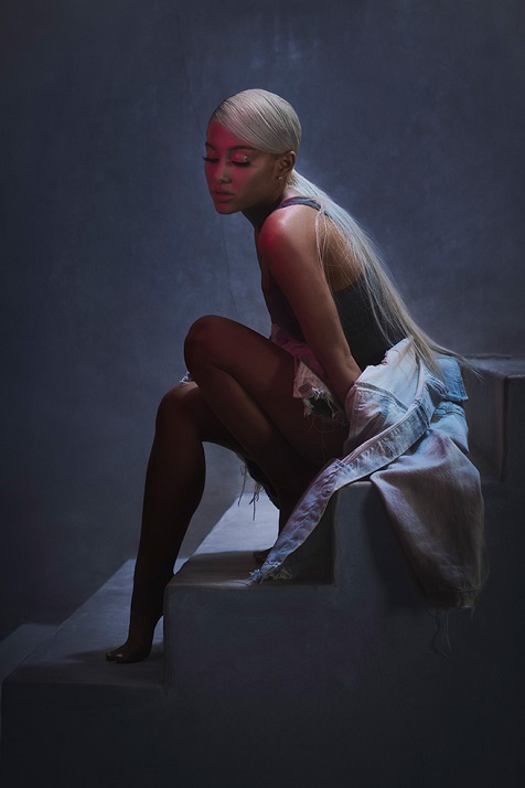 アリアナ・グランデ『Sweetener』 待望のニュー・アルバムを迎えるにあたっての近年の激動を振り返ろう