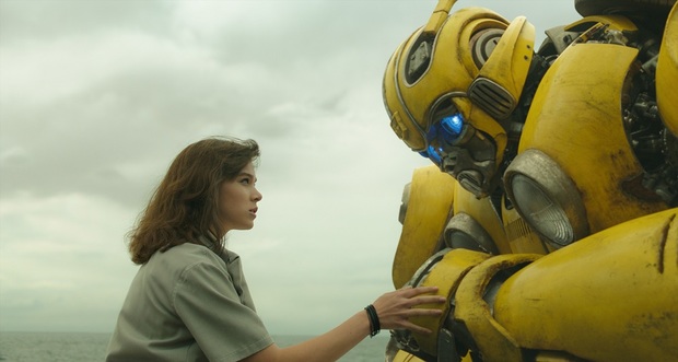 映画「バンブルビー」公開記念、オリジナル・ルービックキューブ付きキーホルダーをプレゼント!