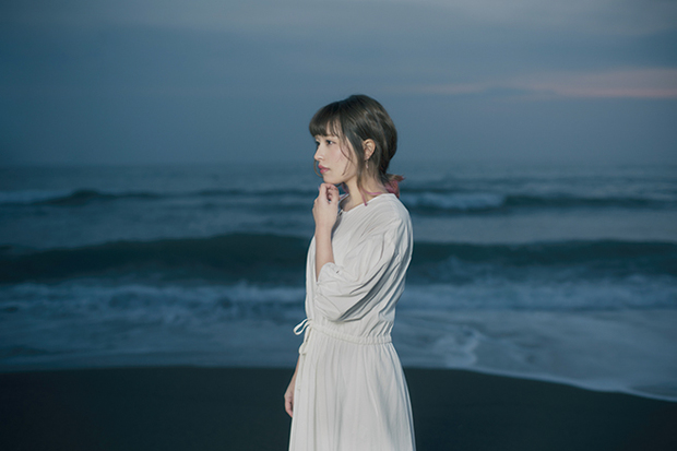 脇田もなり『RIGHT HERE』 次のストーリーへ向かう意志を込めた、ターニングポイントとなる傑作を語る!