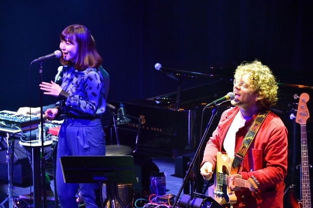 共演ライヴも大成功! ベニー・シングス×土岐麻子が〈ハッピー・サッド〉な音楽観と互いのシンパシーを語る同世代対談