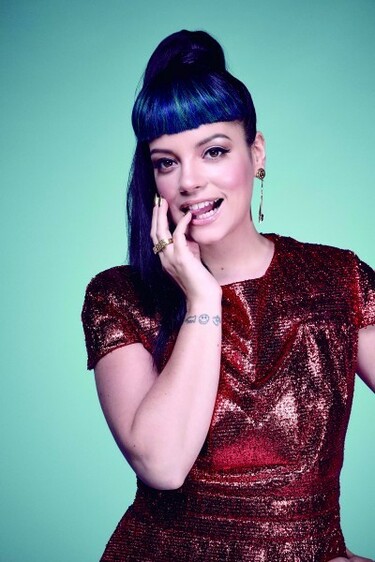 LILY ALLEN SMILE 7インチレコードリリー・アレン Amazon.co.jp: Smile: ミュージック