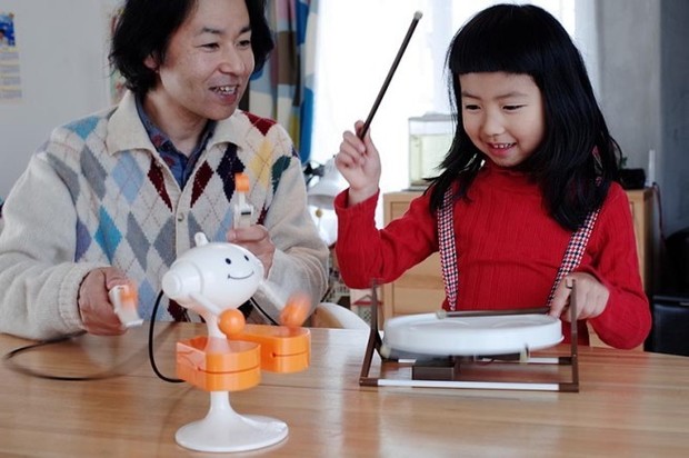 明和電機と〈大人の科学マガジン〉から、家族で楽しめるおススメの打楽器オモチャ登場