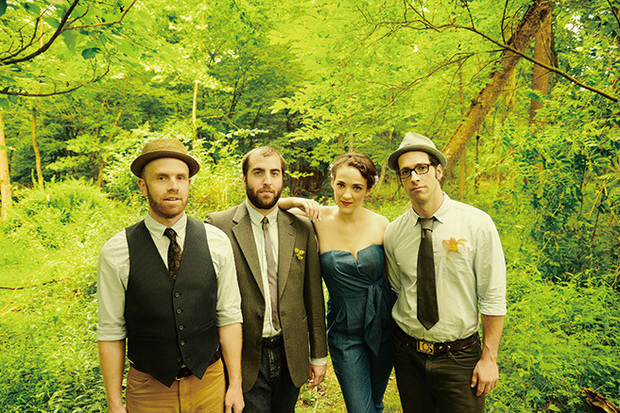 BECCA STEVENS BAND 『Perfect Animal』