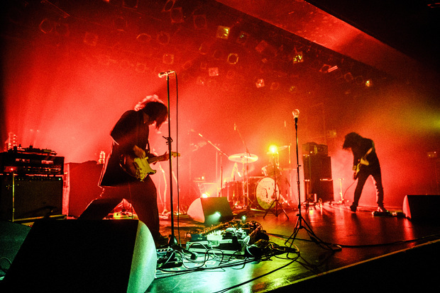 THE NOVEMBERSの〈Tour - TODAY -〉最終公演をレポート。バンドの核心を露わにする圧巻のパフォーマンス