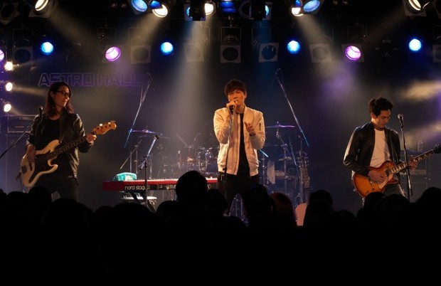 日本語曲も逞しく披露! 台湾の宇宙人(Cosmos People)がエンターテイメント魂溢れるステージで魅せた東京公演をレポ