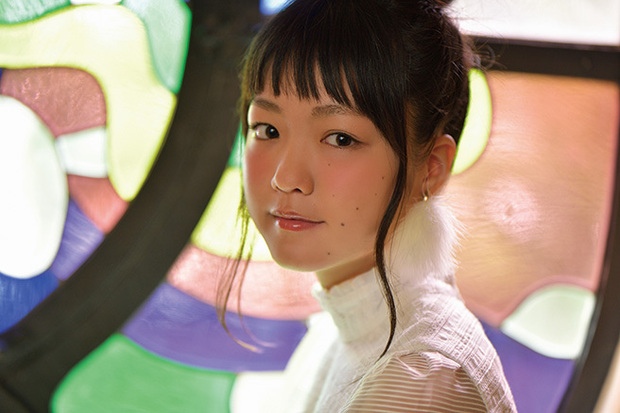 下地紫野が歌う、kz製の女の子を輝かせる初シングル/ロックな方向性進めた田所あずさなど、二次元な素敵音楽を紹介!