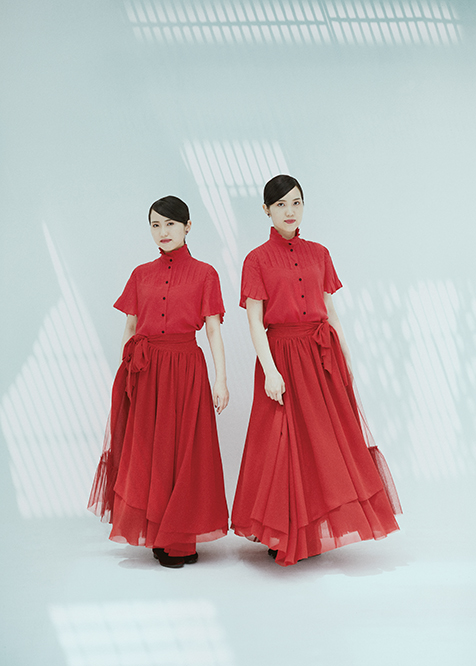 Kitri『Secondo』 京都の姉妹ピアノ連弾ヴォーカル・ユニットが語る、さらに彩り豊かな世界へのセカンド・ステップ