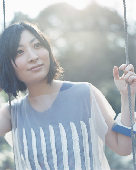 坂本真綾が瑞々しい感性失わず歌い続けてきた20年の歩みに見る、ポップ・アーティストとしての揺るぎなき芯の強さ