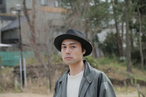 よしむらひらく、〈売れなかった〉事実に対峙して再出発。新作『travel intermediate』を晴れやかに語る