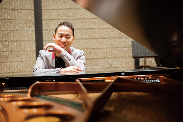 福井晶一『Voce』 往年の名曲から話題のミュージカル・ナンバーまで、まさに選りすぐりの6曲